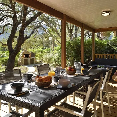Chalet In A Holiday Complex With Direct Sea Access Propriano (Corsica)